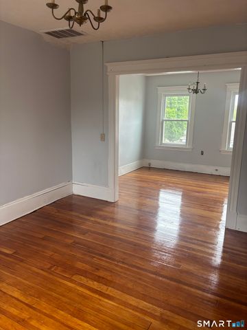 19-21 Moore Avenue, East Hartford, CT 06108