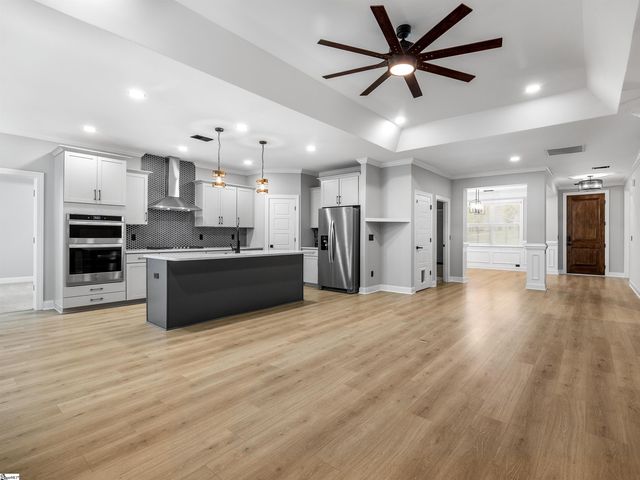 234 Deerview Trail, Simpsonville, SC 29680