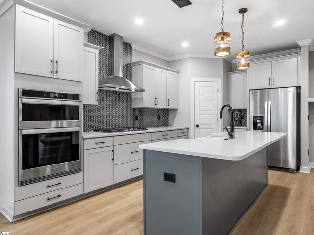 234 Deerview Trail, Simpsonville, SC 29680