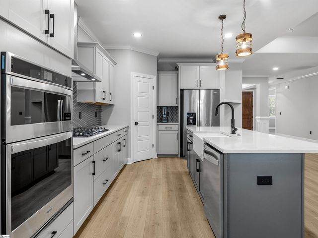 234 Deerview Trail, Simpsonville, SC 29680