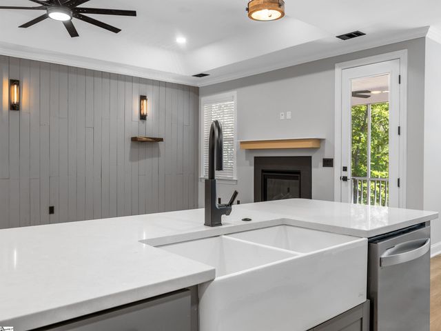 234 Deerview Trail, Simpsonville, SC 29680