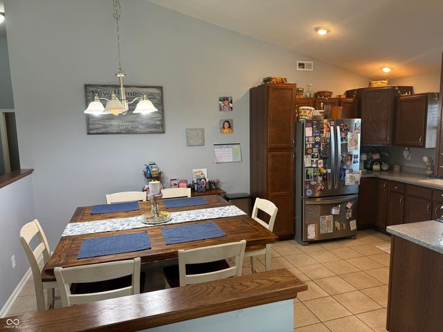 2127 Yosemite Drive, Lebanon, IN 46052