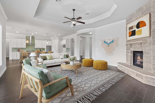 468 Lloyd LN, Dripping Springs, TX 78620