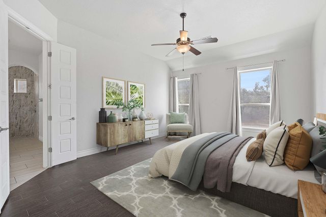 468 Lloyd LN, Dripping Springs, TX 78620