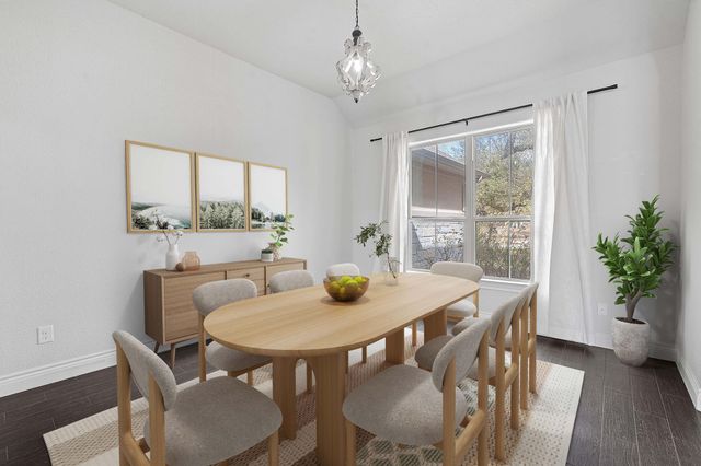 468 Lloyd LN, Dripping Springs, TX 78620