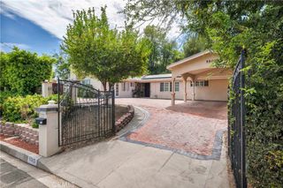 5505 Keokuk Avenue, Woodland Hills, CA 91367