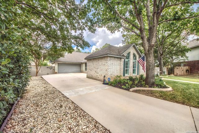 13815 Ridge Farm, San Antonio, TX 78230
