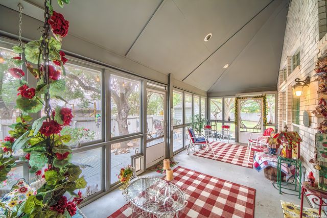 13815 Ridge Farm, San Antonio, TX 78230
