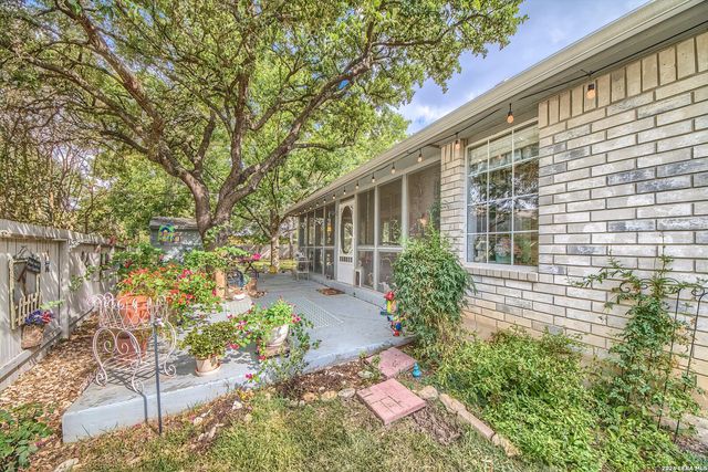 13815 Ridge Farm, San Antonio, TX 78230