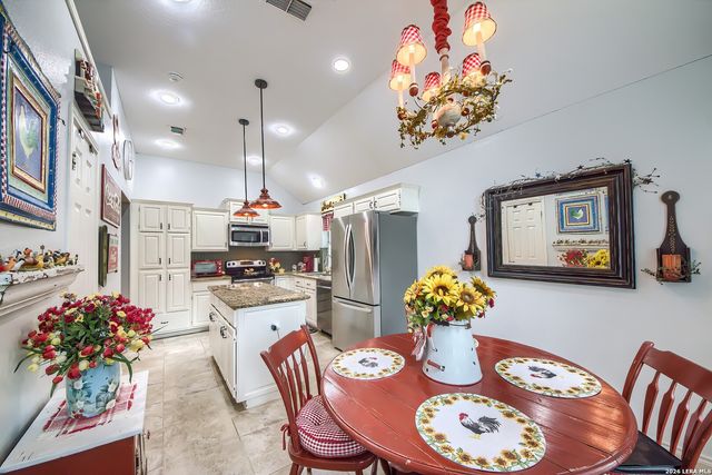 13815 Ridge Farm, San Antonio, TX 78230