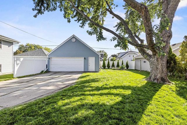 1109 ARTHUR AVENUE, Oshkosh, WI 54902