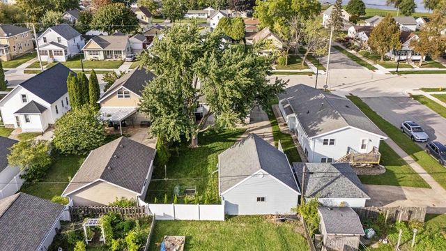 1109 ARTHUR AVENUE, Oshkosh, WI 54902