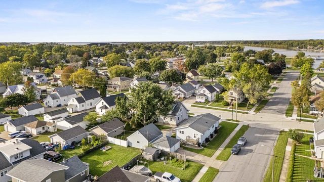 1109 ARTHUR AVENUE, Oshkosh, WI 54902