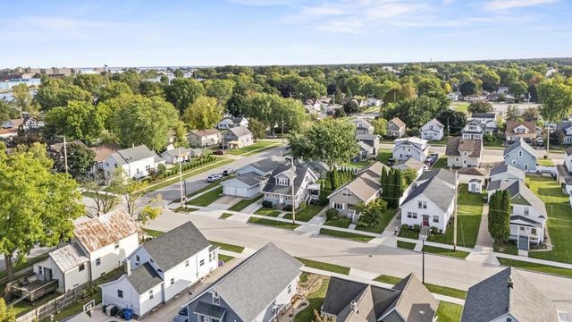 1109 ARTHUR AVENUE, Oshkosh, WI 54902