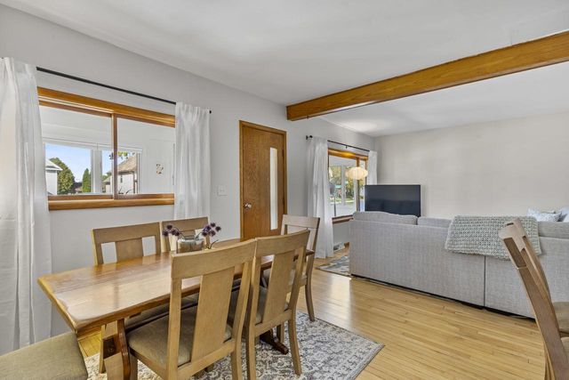 1109 ARTHUR AVENUE, Oshkosh, WI 54902