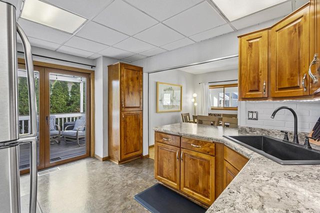 1109 ARTHUR AVENUE, Oshkosh, WI 54902