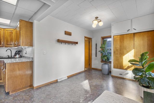 1109 ARTHUR AVENUE, Oshkosh, WI 54902