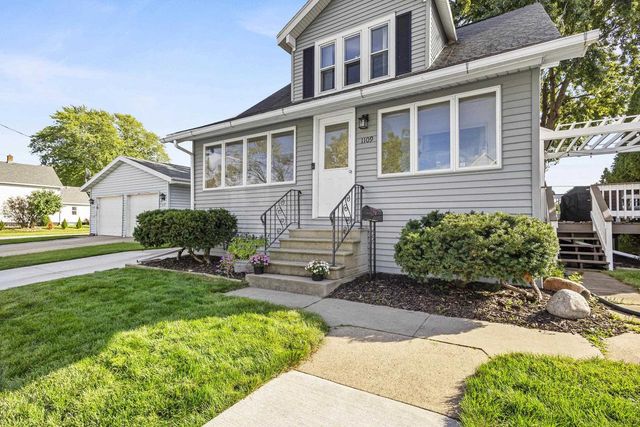 1109 ARTHUR AVENUE, Oshkosh, WI 54902