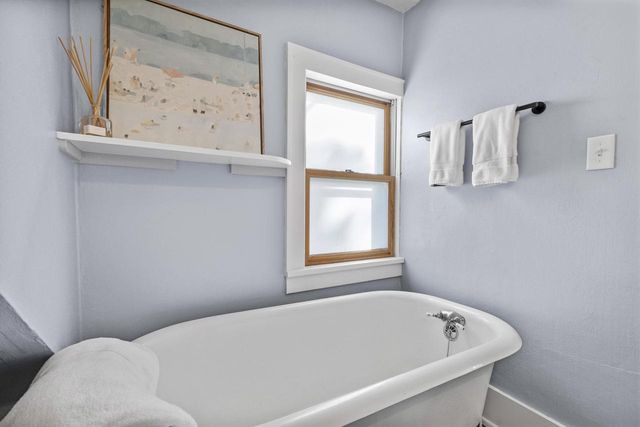 1109 ARTHUR AVENUE, Oshkosh, WI 54902