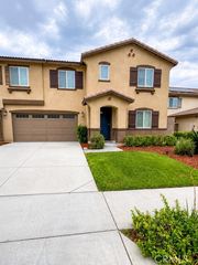 6357 Goldfinch Way, Fontana, CA 92336
