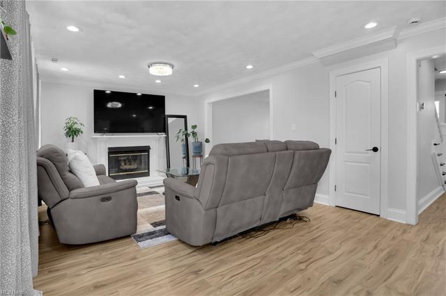 3025 Silver Maple DR, Virginia Beach, VA 23452