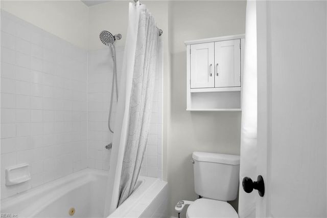 3025 Silver Maple DR, Virginia Beach, VA 23452