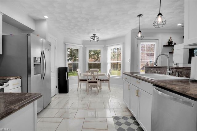 3025 Silver Maple DR, Virginia Beach, VA 23452