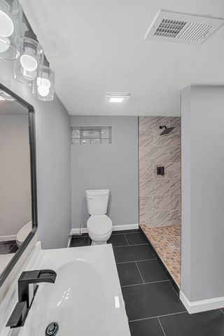 6741 S Maplewood Avenue, Chicago, IL 60629