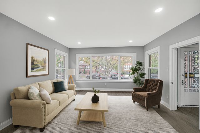 6741 S Maplewood Avenue, Chicago, IL 60629