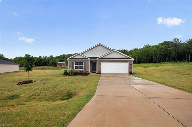 196 Beebop Lane, Lexington, NC 27295
