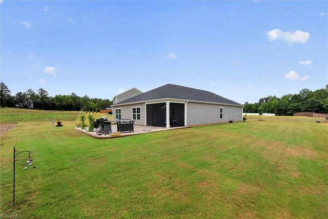 196 Beebop Lane, Lexington, NC 27295