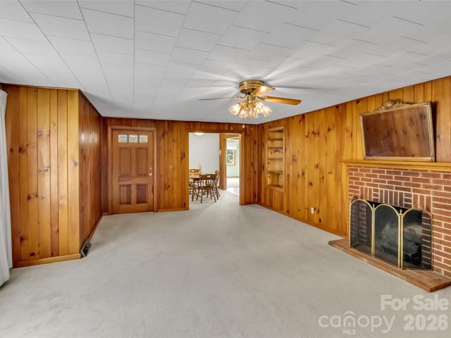 165 Keller Street, Waynesville, NC 28786