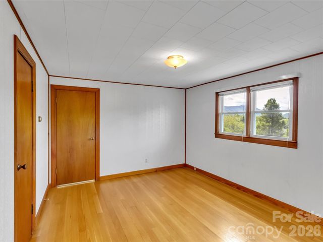 165 Keller Street, Waynesville, NC 28786
