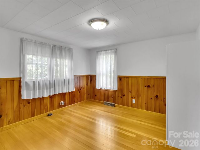 165 Keller Street, Waynesville, NC 28786
