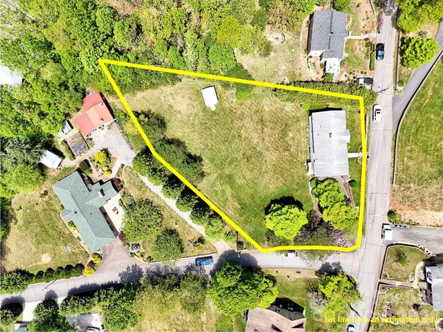 165 Keller Street, Waynesville, NC 28786