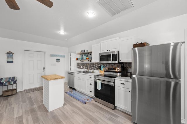 818 Surf Drive, Surfside Beach, TX 77541