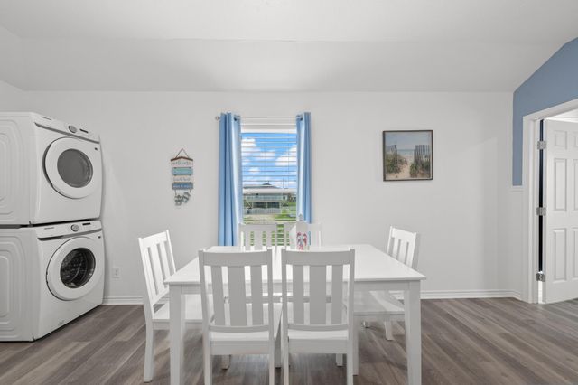 818 Surf Drive, Surfside Beach, TX 77541