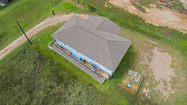 818 Surf Drive, Surfside Beach, TX 77541