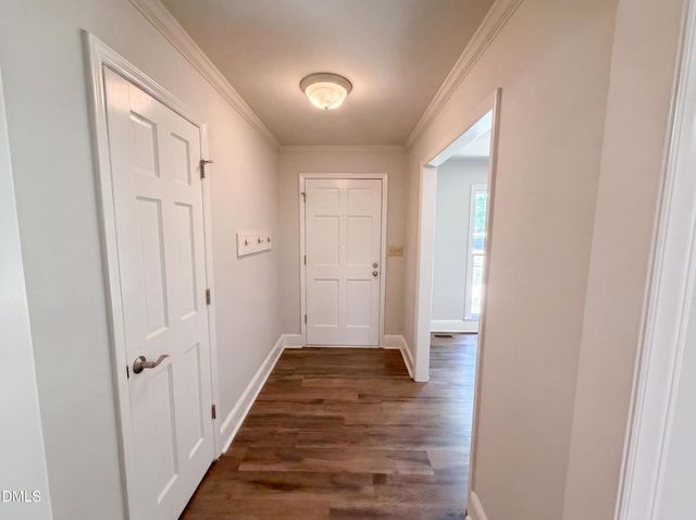 102 Lakeside Farm Road, Zebulon, NC 27597