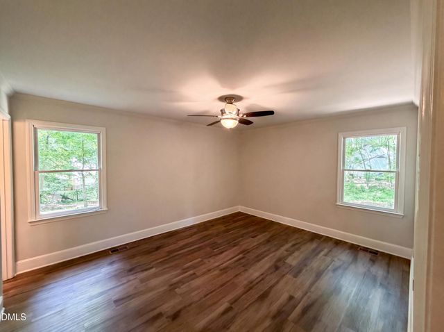 102 Lakeside Farm Road, Zebulon, NC 27597