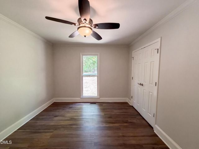 102 Lakeside Farm Road, Zebulon, NC 27597