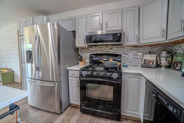 3392 W 3rd Lane, Oxford, WI 53952