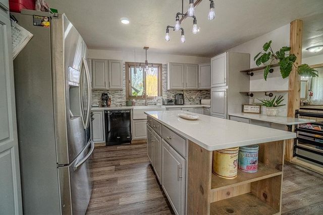 3392 W 3rd Lane, Oxford, WI 53952