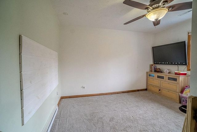 3392 W 3rd Lane, Oxford, WI 53952