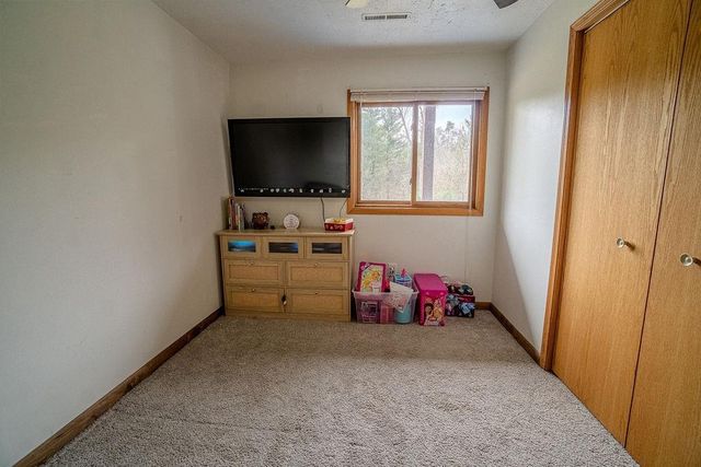 3392 W 3rd Lane, Oxford, WI 53952