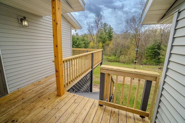 3392 W 3rd Lane, Oxford, WI 53952