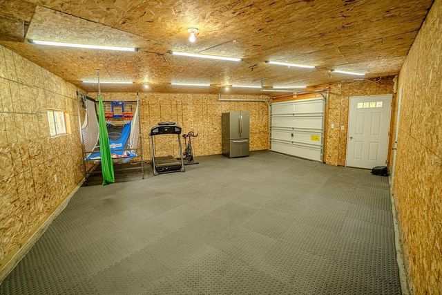 3392 W 3rd Lane, Oxford, WI 53952