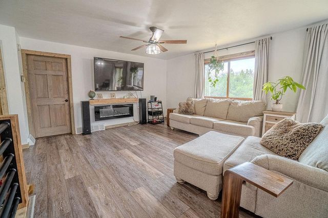 3392 W 3rd Lane, Oxford, WI 53952