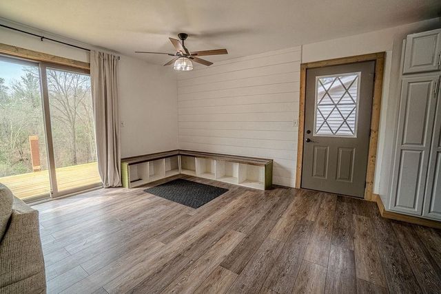 3392 W 3rd Lane, Oxford, WI 53952