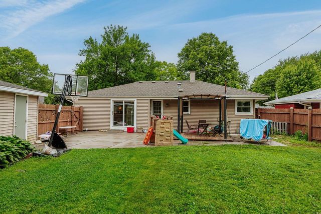 3739 W Parnell AVENUE, Milwaukee, WI 53221